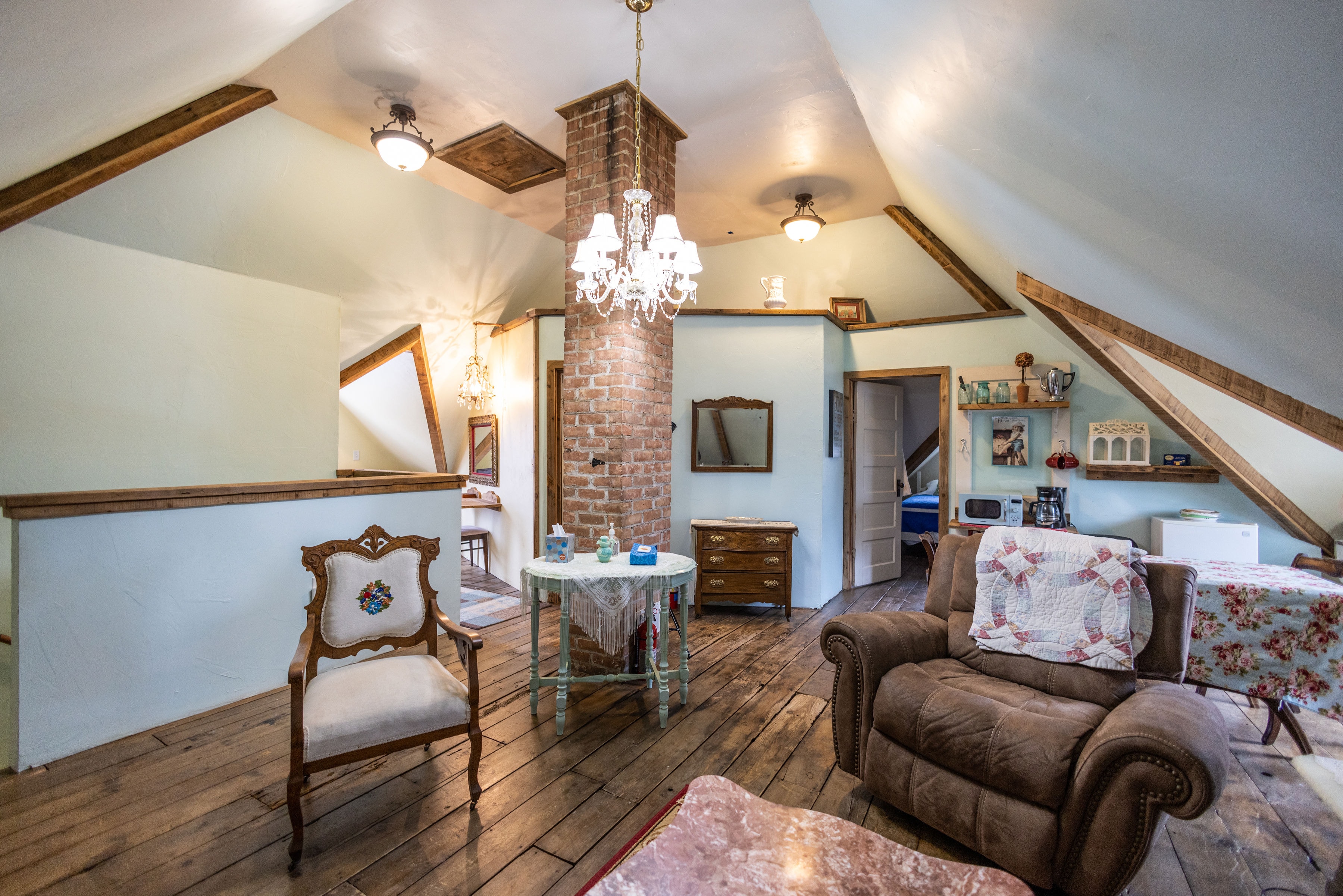 The Rose Suite